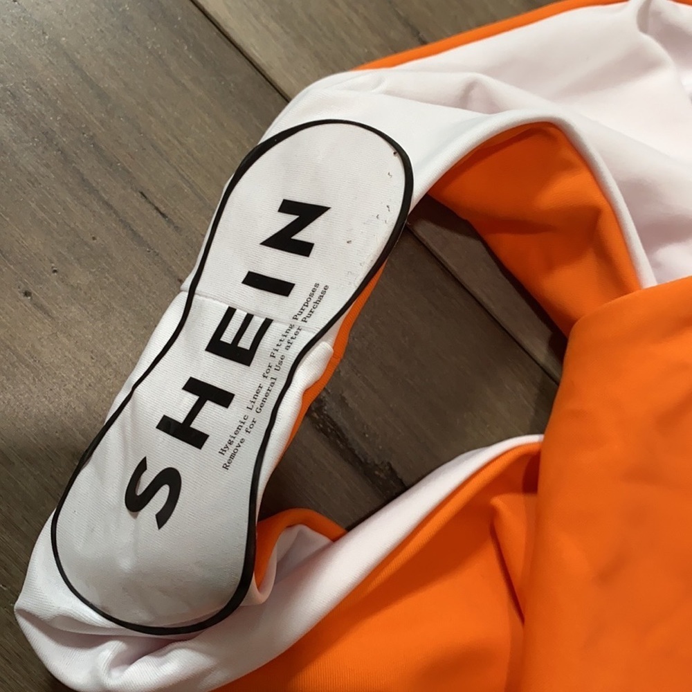 5 for $25 Shein onepiece orange swimsuit tie front cut out front - Picture 6 of 7